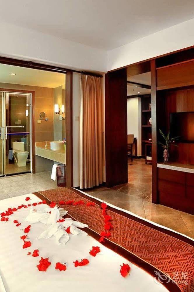 Haiyue Bay Holiday Hotel Sanya Eksteriør bilde